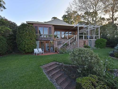 Wangi Waterfront Delight Estate - Waterfront Reserve Home