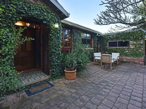 Wangi Waterfront Delight Estate - Waterfront Reserve Home