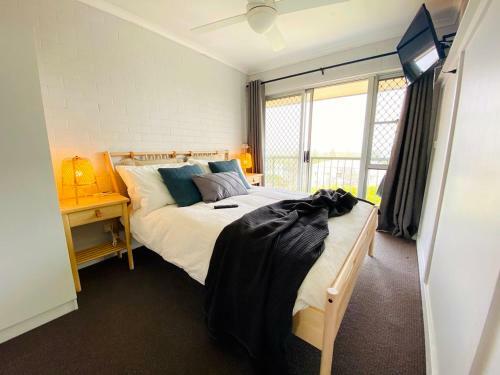 Hotel Yamba Views Accommodation