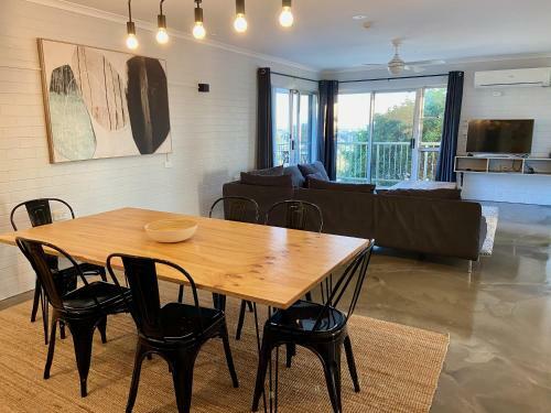 Hotel Yamba Views Accommodation