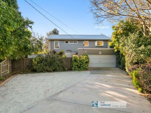 8 Broadwater Court, Cowes