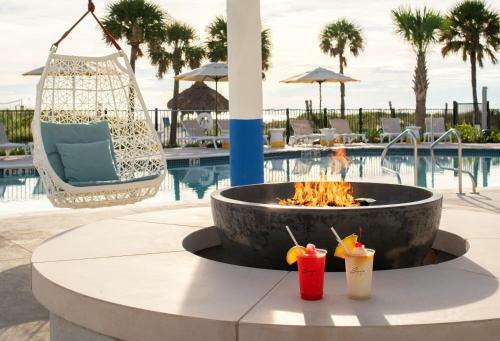 Hotel Sirata Beach Resort