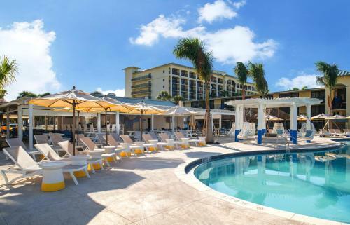 Hotel Sirata Beach Resort