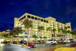 Hotel Sirata Beach Resort