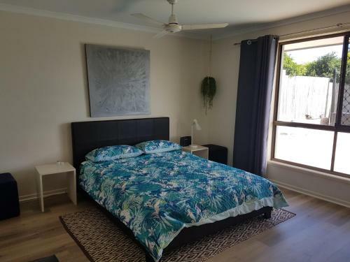 13 Coora Court - Sleeps 6, Pool, Air Con, Pets