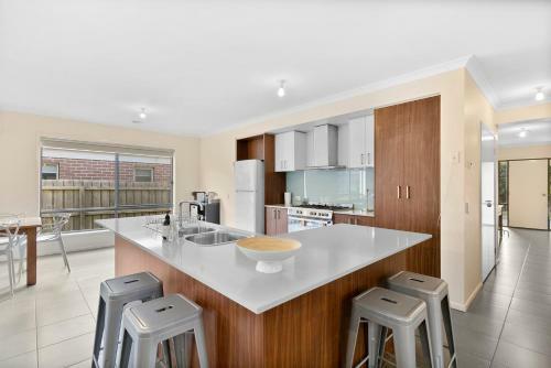 Ocean View Crescent 59