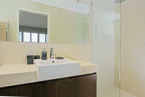 Mitchell 220 - Bannisters Beach House