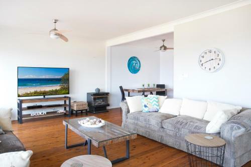 Coastal Horizons
