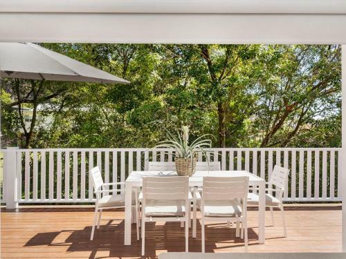Sea Deck Hyams Beach 4pm Check Out Sundays