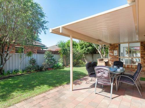 Villa Pebbles By The Beach At Fingal Bay