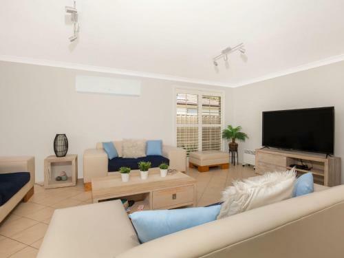 Coastaway I Pet Friendly I 3 Min Walk To Beach