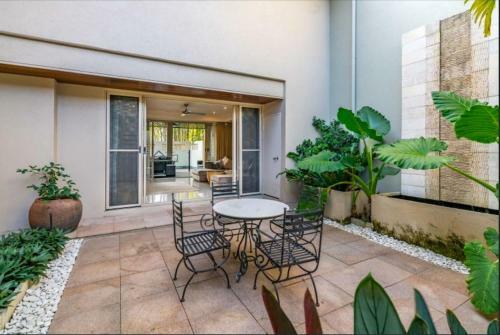 Villa Resort Living With Private Pool Sleeps 8