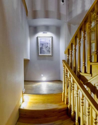 Oliva Inn & Hostel