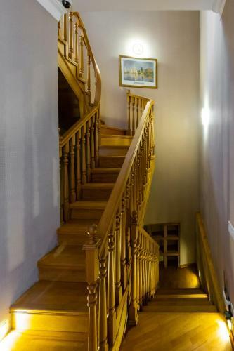 Oliva Inn & Hostel