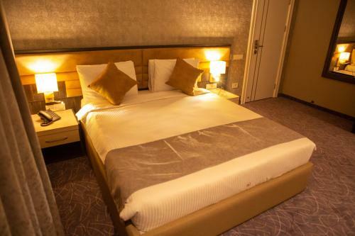 Parkway Inn Hotel & Spa