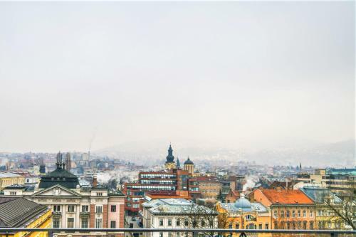 Modern 2bdr Apartment-best View- Free Parking