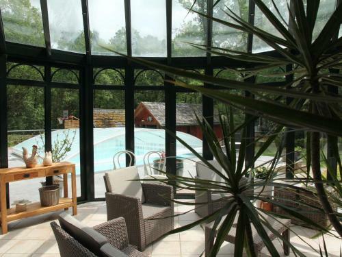 Cozy Villa In Marche-en-famenne With Private Pool