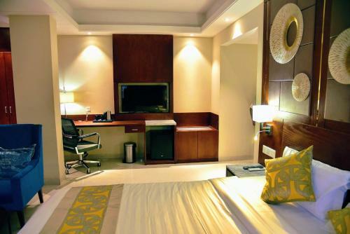 Hotel Annex Suites