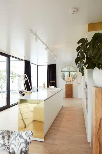 B&B Armalot By Julia