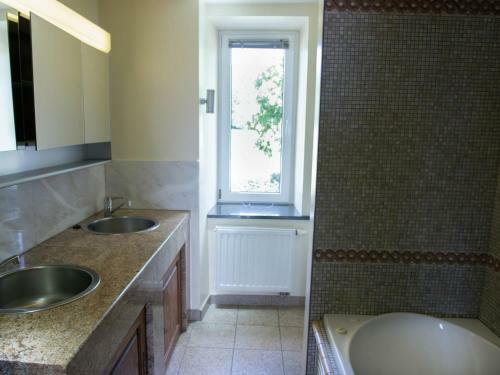 Spacious And Well Cared-for House With A Panoramic View, Sauna And A Summer Pool