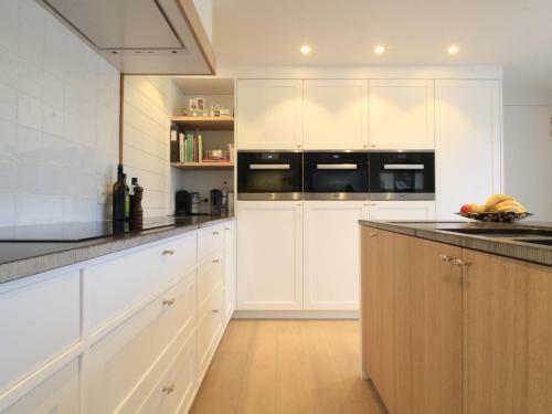 Trendy Holiday Home In Luik With Terrace
