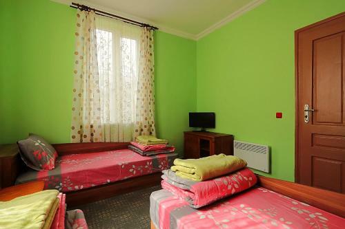 Hostal Like Home Guest House - Hristo Botev