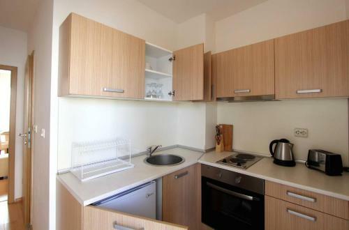 Charming 1 Bedroom Apartment