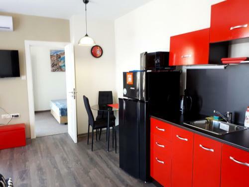 Hotel Menada Lux - Tarsis