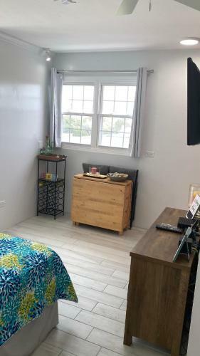 Casa Del Sol Studio Apartment 10 Minutes To Elbow Beach