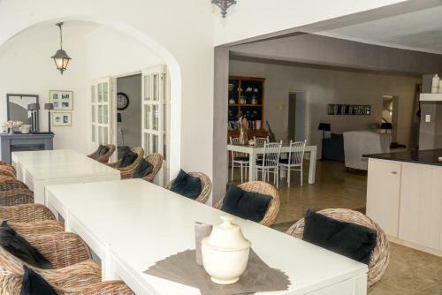 Villa Hakuna Matata Bonaire - Pool & Sea View