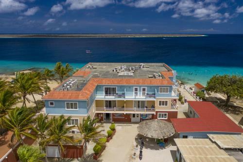 Apartamento Oceanfront Barracuda At Den Laman