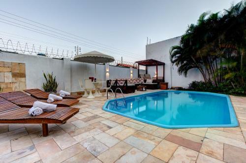 Casa Ampla Com Piscina Em Porto Das Dunas By Carpediem