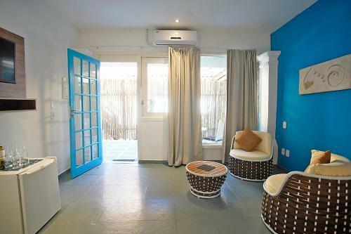 Hostal Sofia's On The Beach