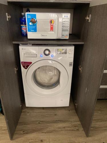 Apartamento Flat Confort�vel E Espa�oso (Apto 808)