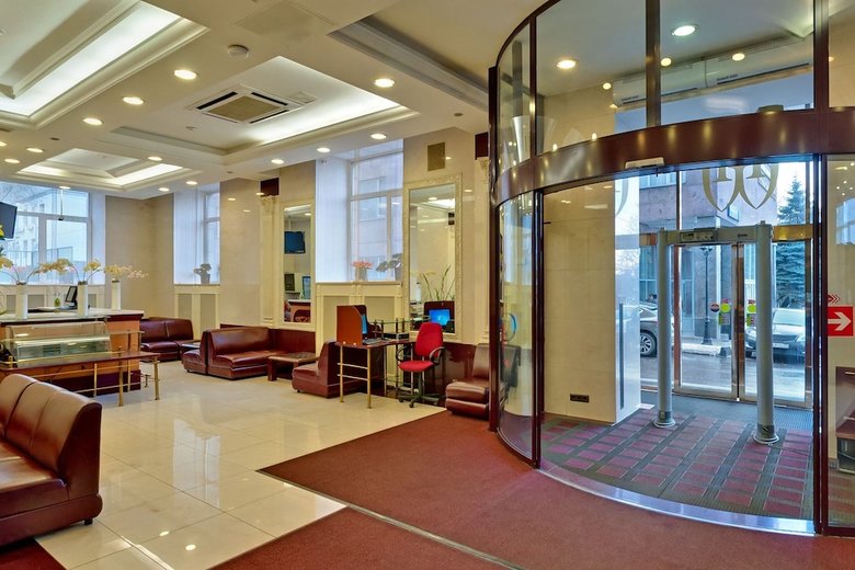 Warsaw Hotel