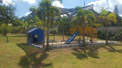 Bed & Breakfast Suites Na Ch�cara - Espa�o Amplo E Arejado Dentro Da Cidade