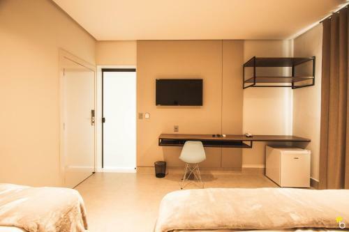 Naim Hotel