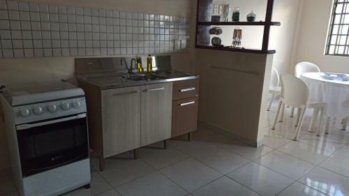 Sobrado Com Piscina Em Foz Do Igua�u - Pr