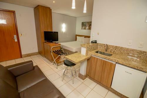 Sun Square Su�tes Hotel By Gp