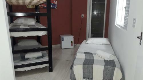 Hostal Tropical Hostel Pousada