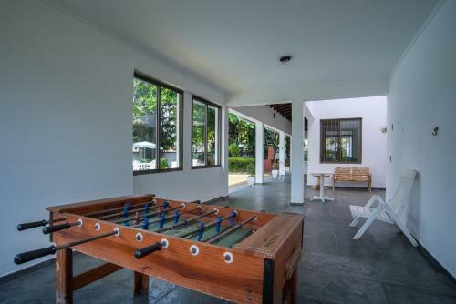 Casa Grande E Iluminada Com Piscina No Guaruj�