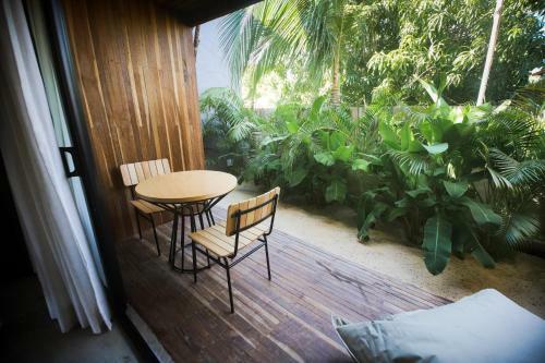 Makena Hotel