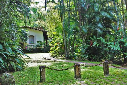 Apartamento Cachoeira E Praia Em Siri�ba
