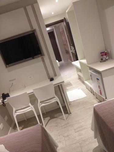 Jandira Premi�r Hotel