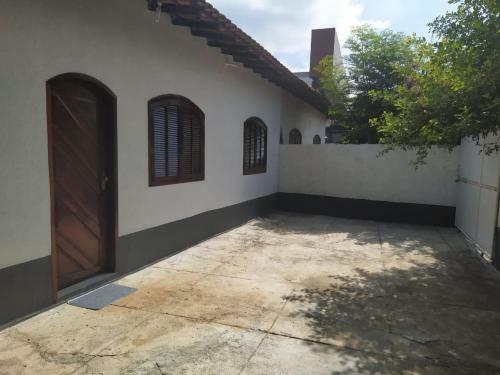 Linda Casa Com Churrasq E Wi-fi Em Niter�i Rj