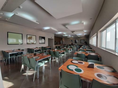 Hotel Col�nia de F�rias Sindi Fast