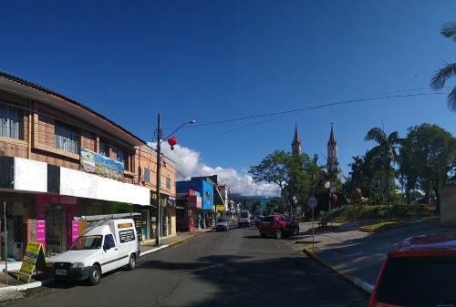Hotel Pousada V� Celina