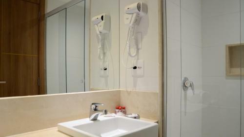 Hotel Atl�ntico Travel Copacabana