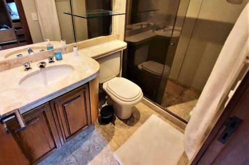 Apartamento Com Servi�os Proximo A Praia de Ipanema
