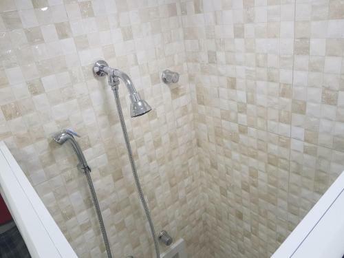 Quarto Privativo Em Condominio